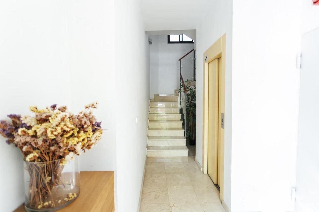 Minty Stay 3Bd Apartment - Triana Seville Ngoại thất bức ảnh