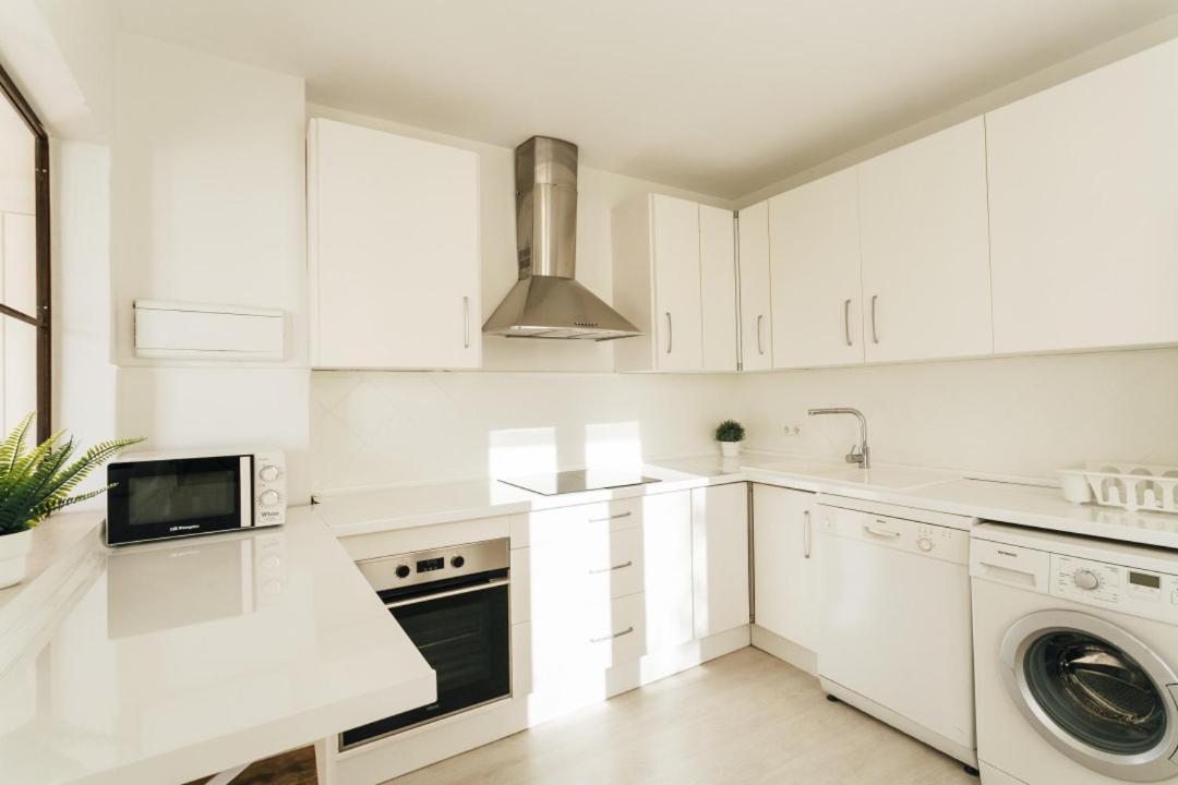 Minty Stay 3Bd Apartment - Triana Seville Ngoại thất bức ảnh
